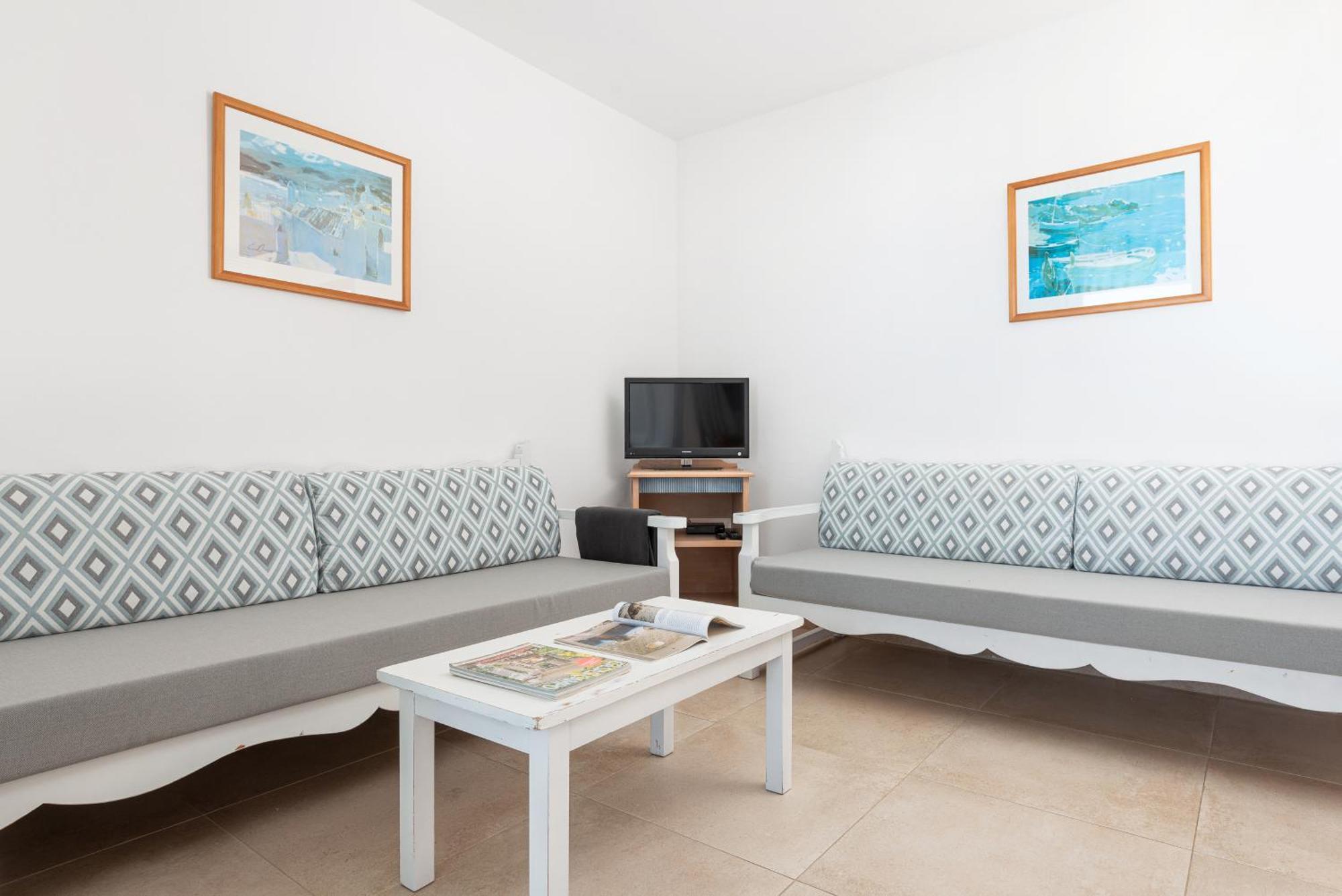 Apartamentos Ferrera Pins Cala Ferrera  Kültér fotó