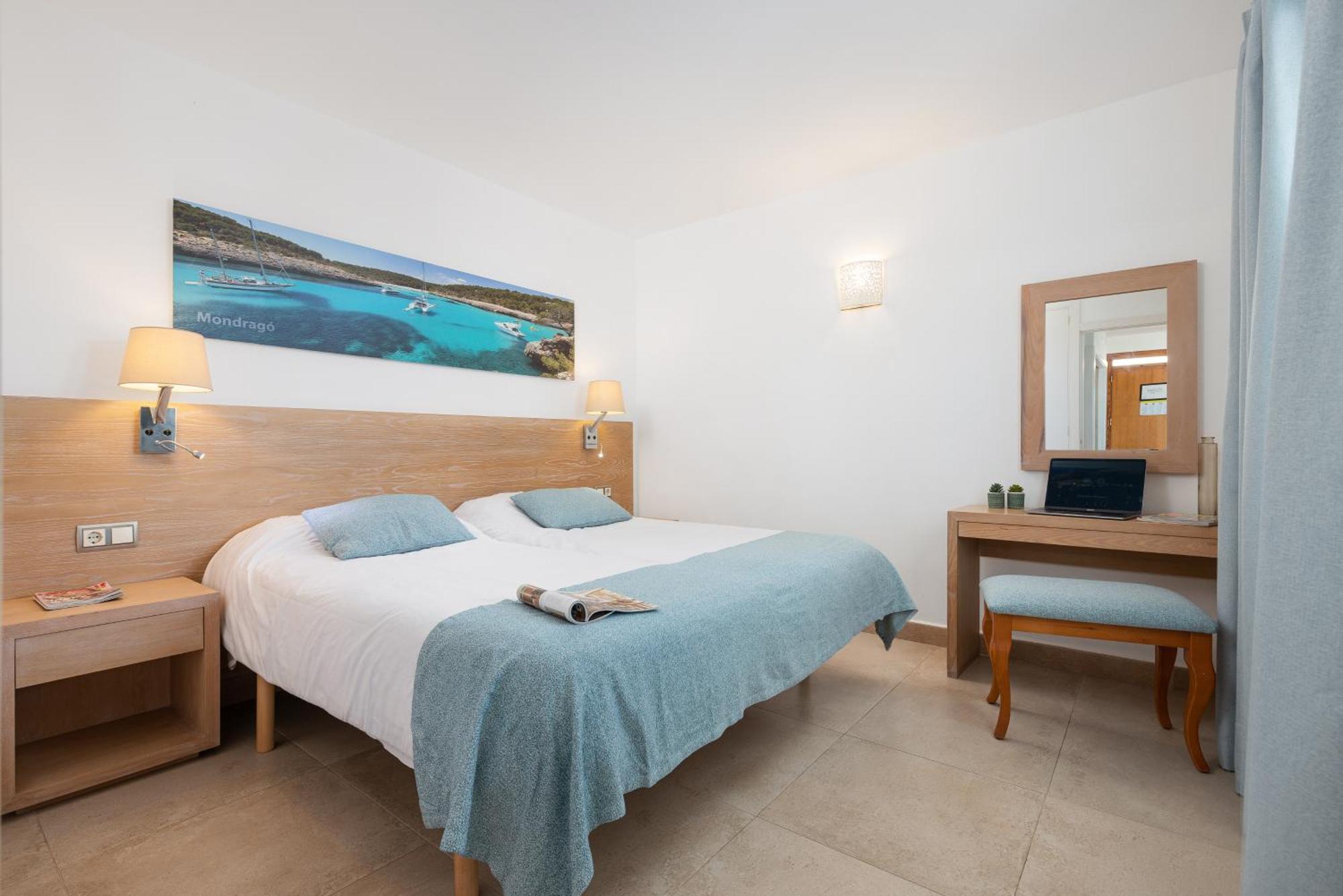 Apartamentos Ferrera Pins Cala Ferrera  Kültér fotó