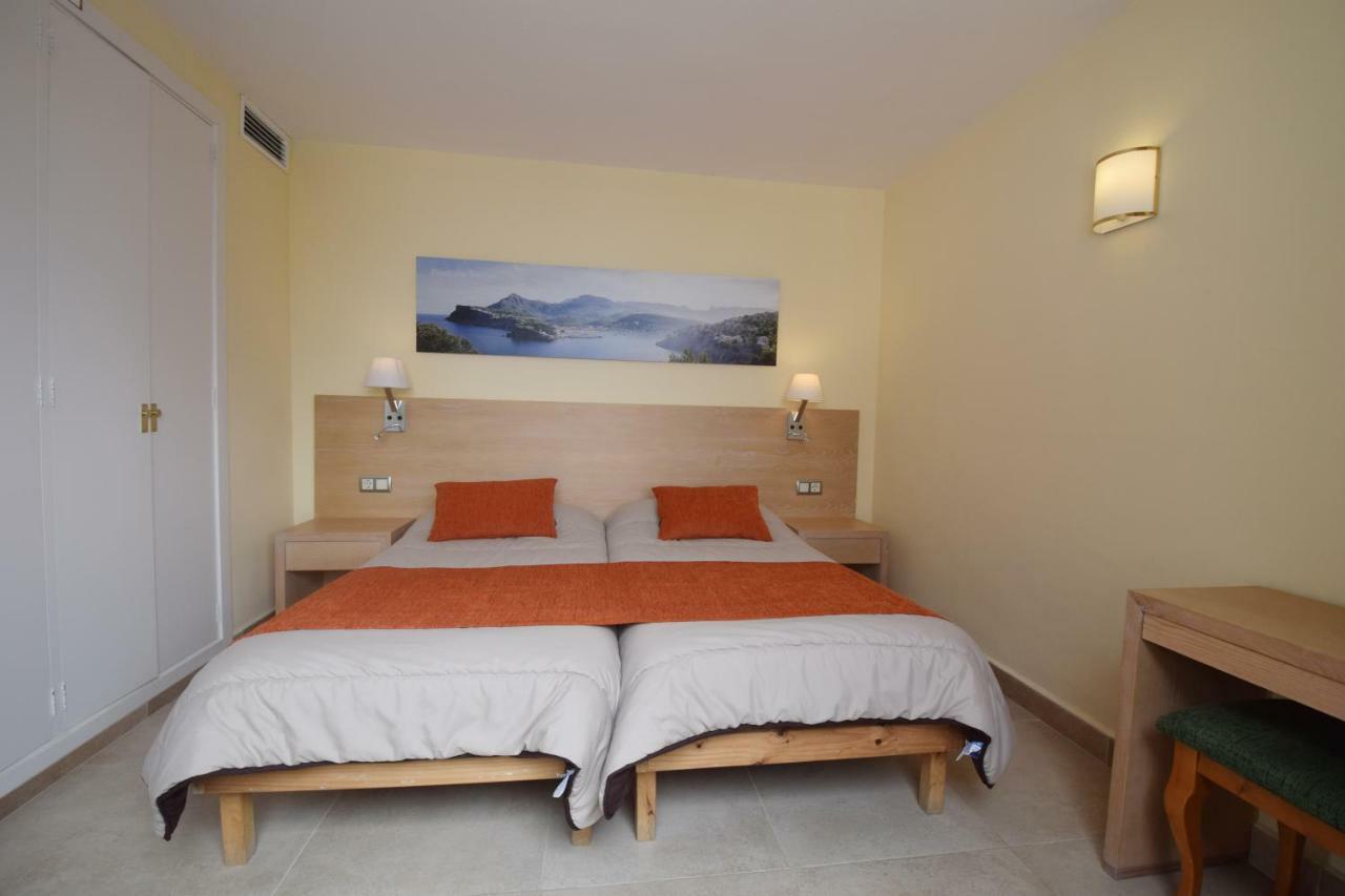 Apartamentos Ferrera Pins Cala Ferrera  Kültér fotó