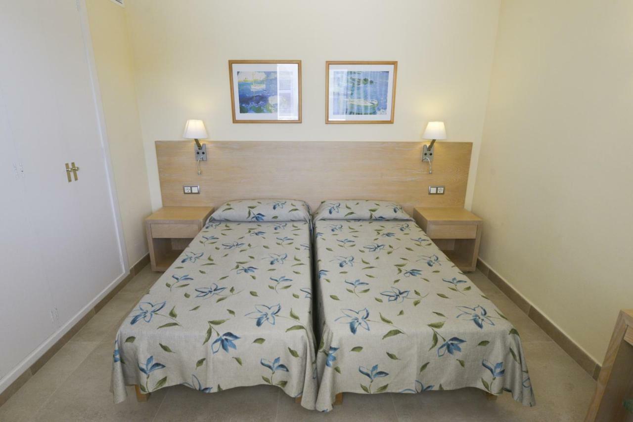 Apartamentos Ferrera Pins Cala Ferrera  Kültér fotó