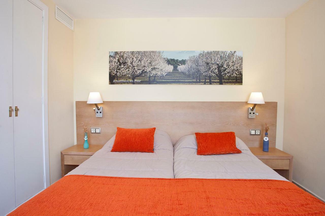 Apartamentos Ferrera Pins Cala Ferrera  Kültér fotó