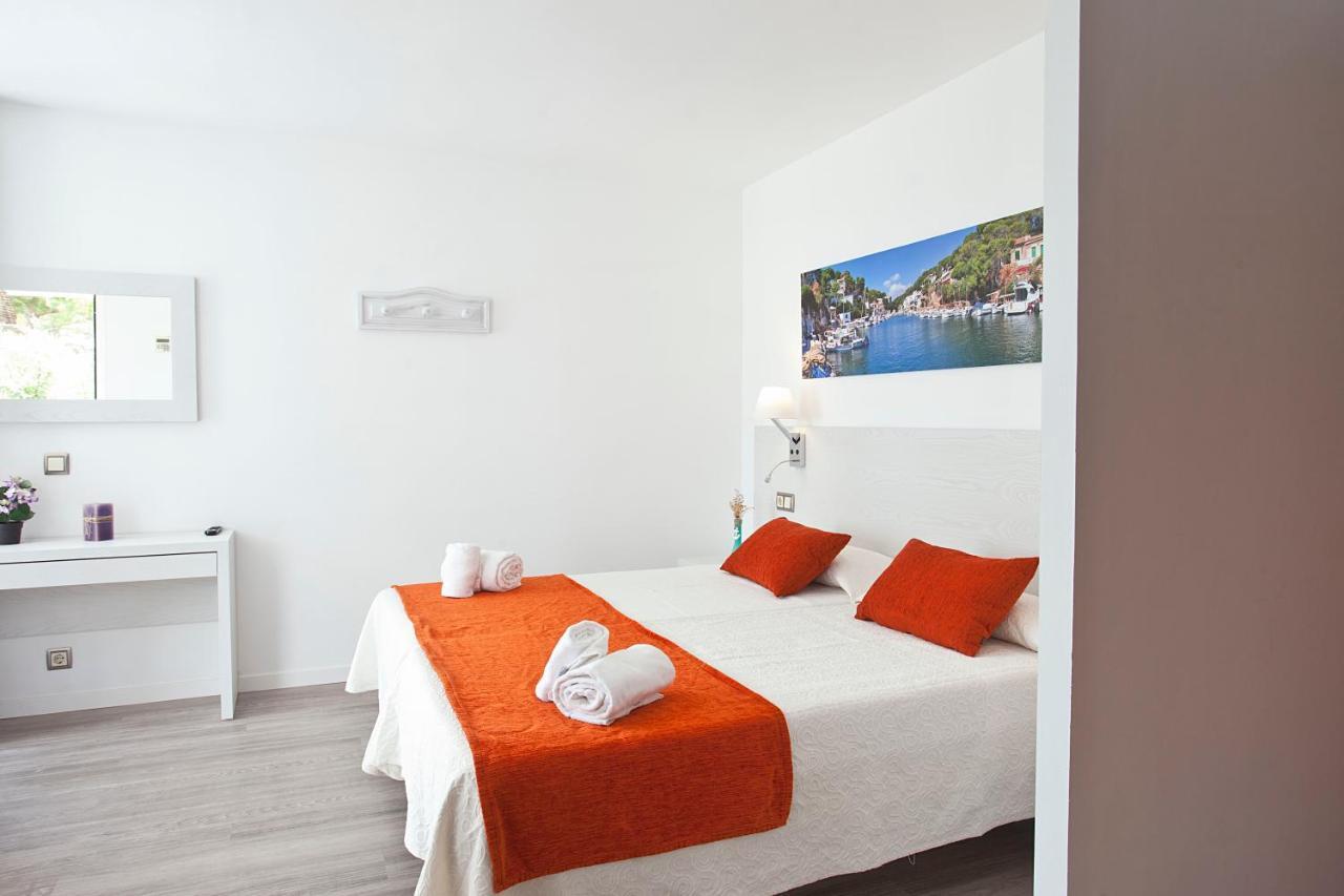 Apartamentos Ferrera Pins Cala Ferrera  Kültér fotó